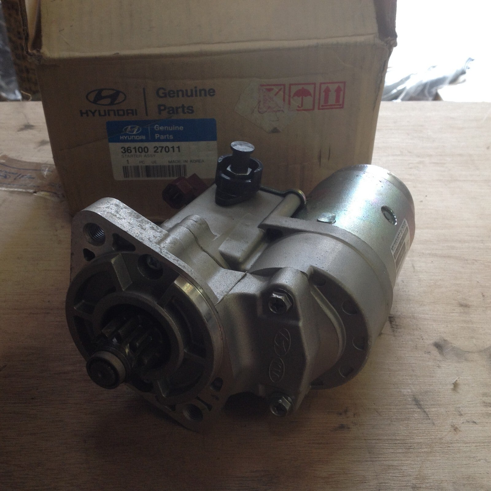 Hyundai i 40 New Genuine OE Denso 12v Tucson 2.0 CRDI Starter Motor 36100 27011