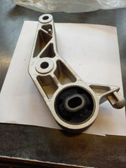 GM Vauxhall Corsa C 1.2 Rear Upper Engine Mount 9227883 NEW GENUINE OE