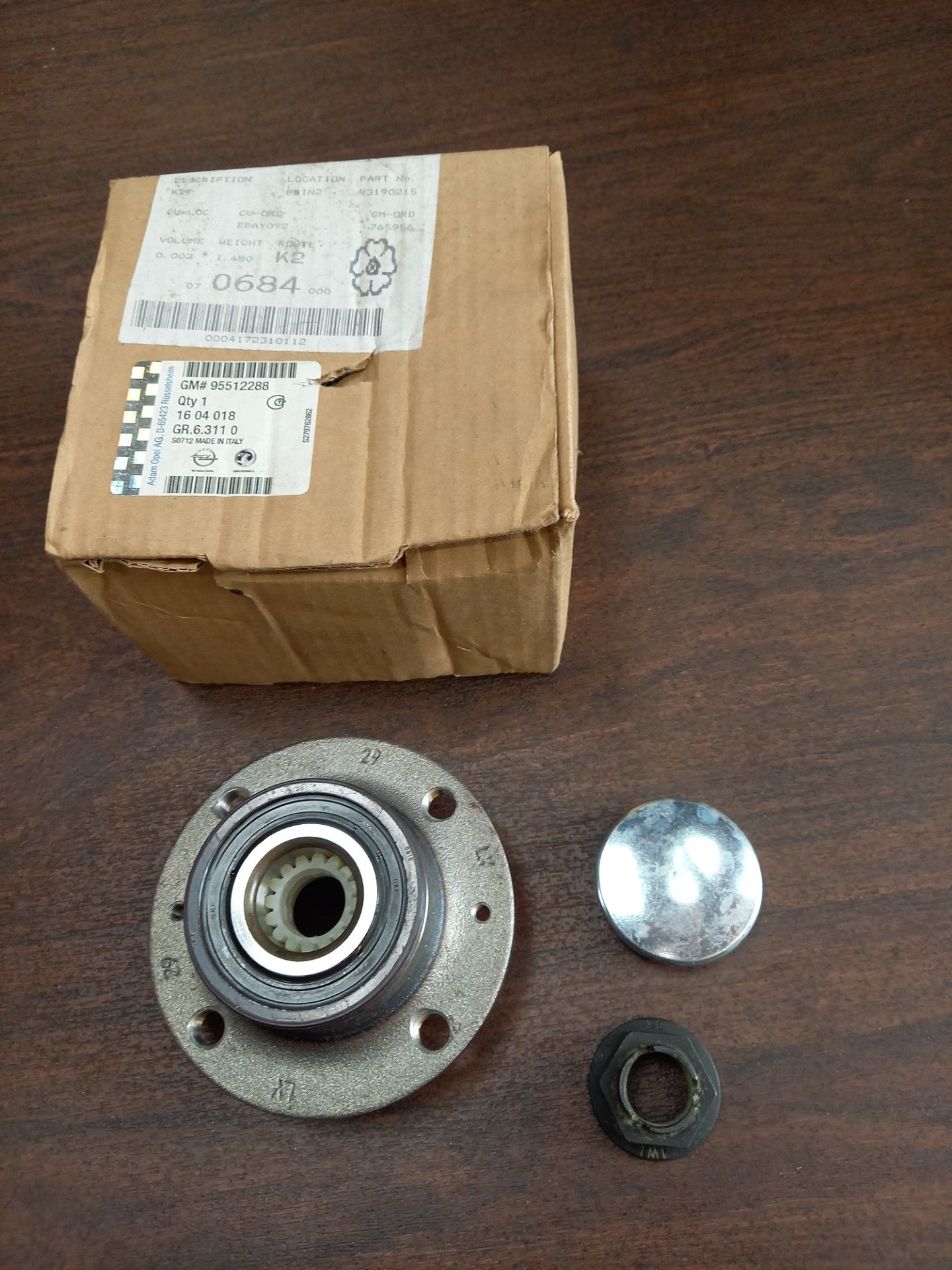 Vauxhall Corsa D,E,Adam Rear Wheel Hub NEW Genuine OE 95512288