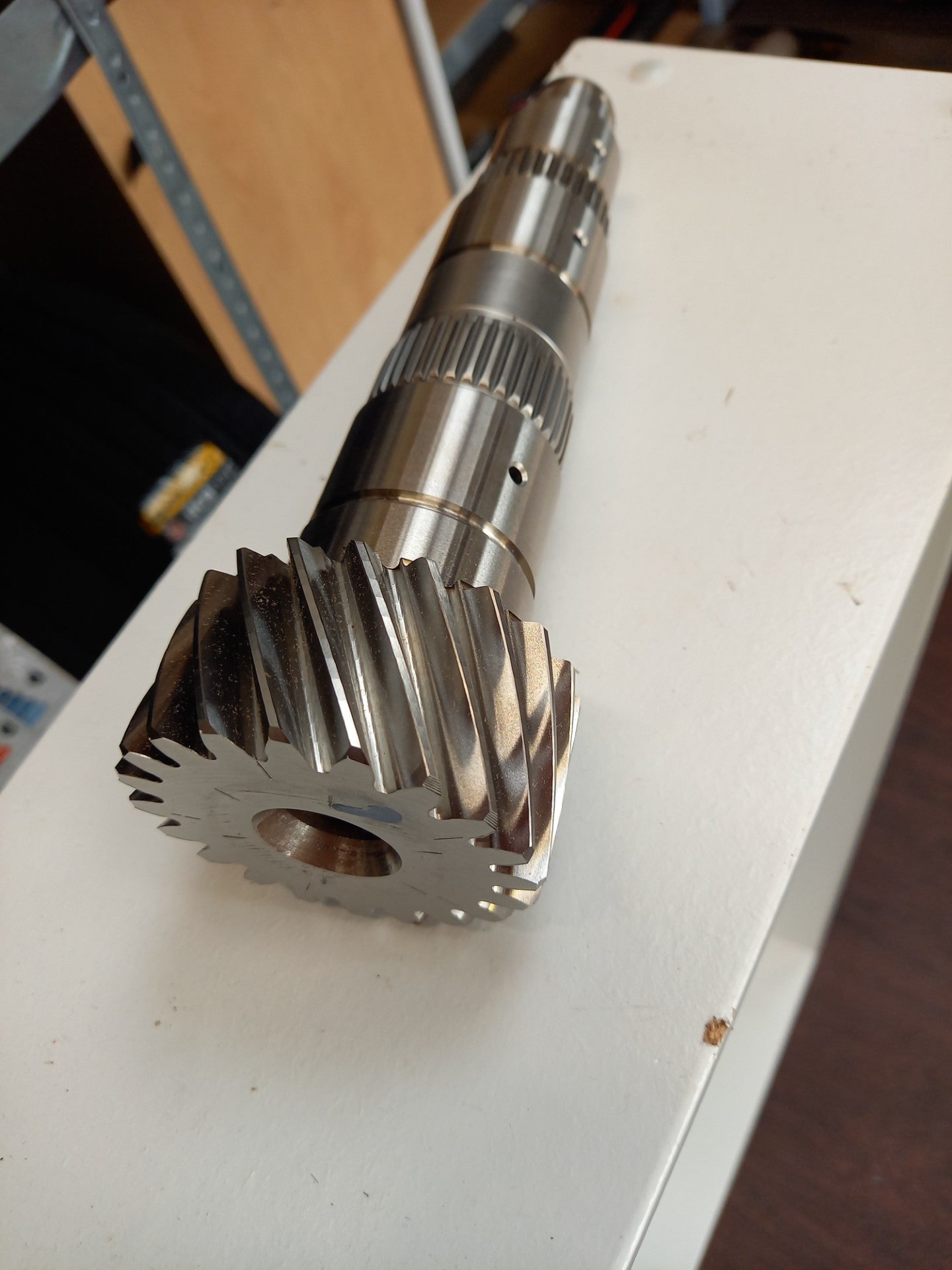 GM Camaro,Corvette,Silverado Main Upper Shaft 55484700 NEW GENUINE OE