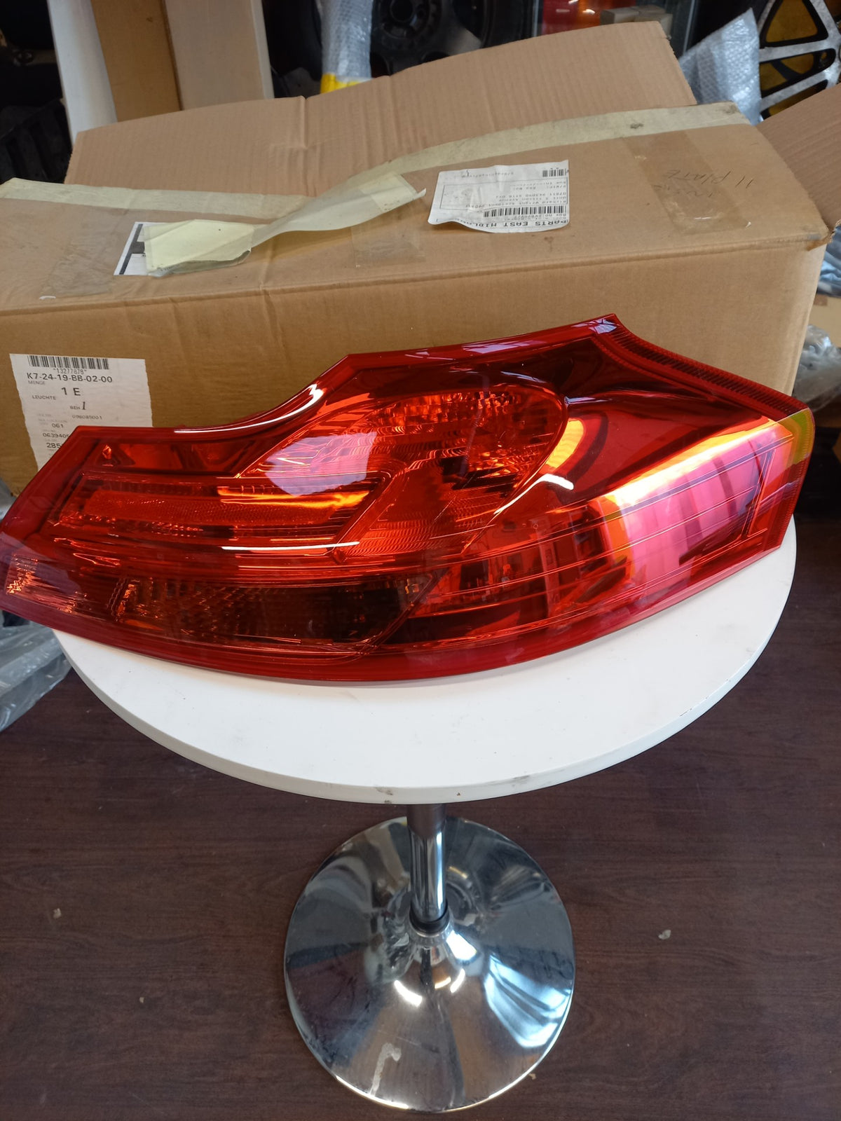 Vauxhall Insignia Drivers Rear Lamp NEW GENUINE OE 13277878