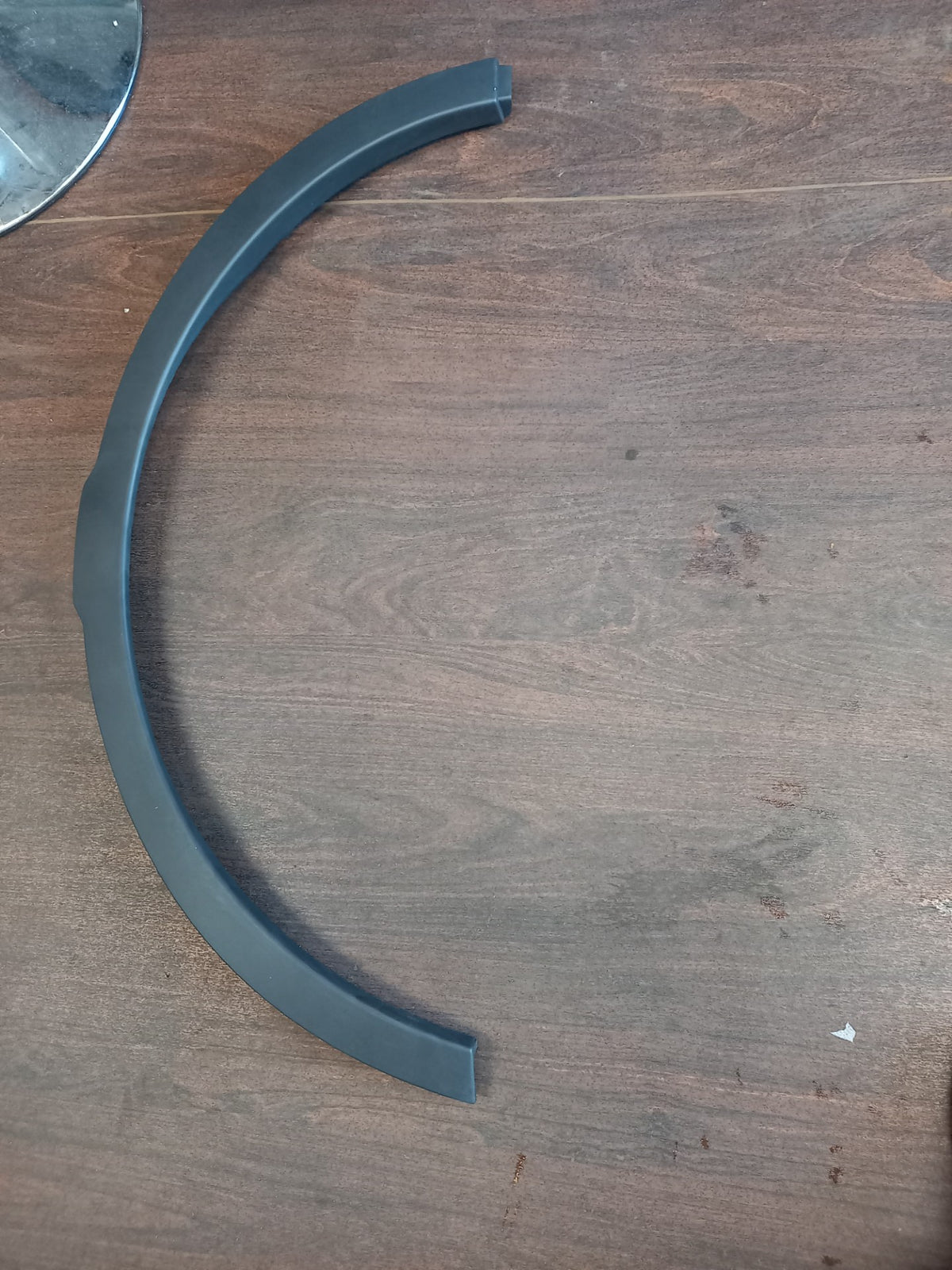 Range Rover Evoque Passenger Wheel Arch Trim NEW GENUINE OE LR036053