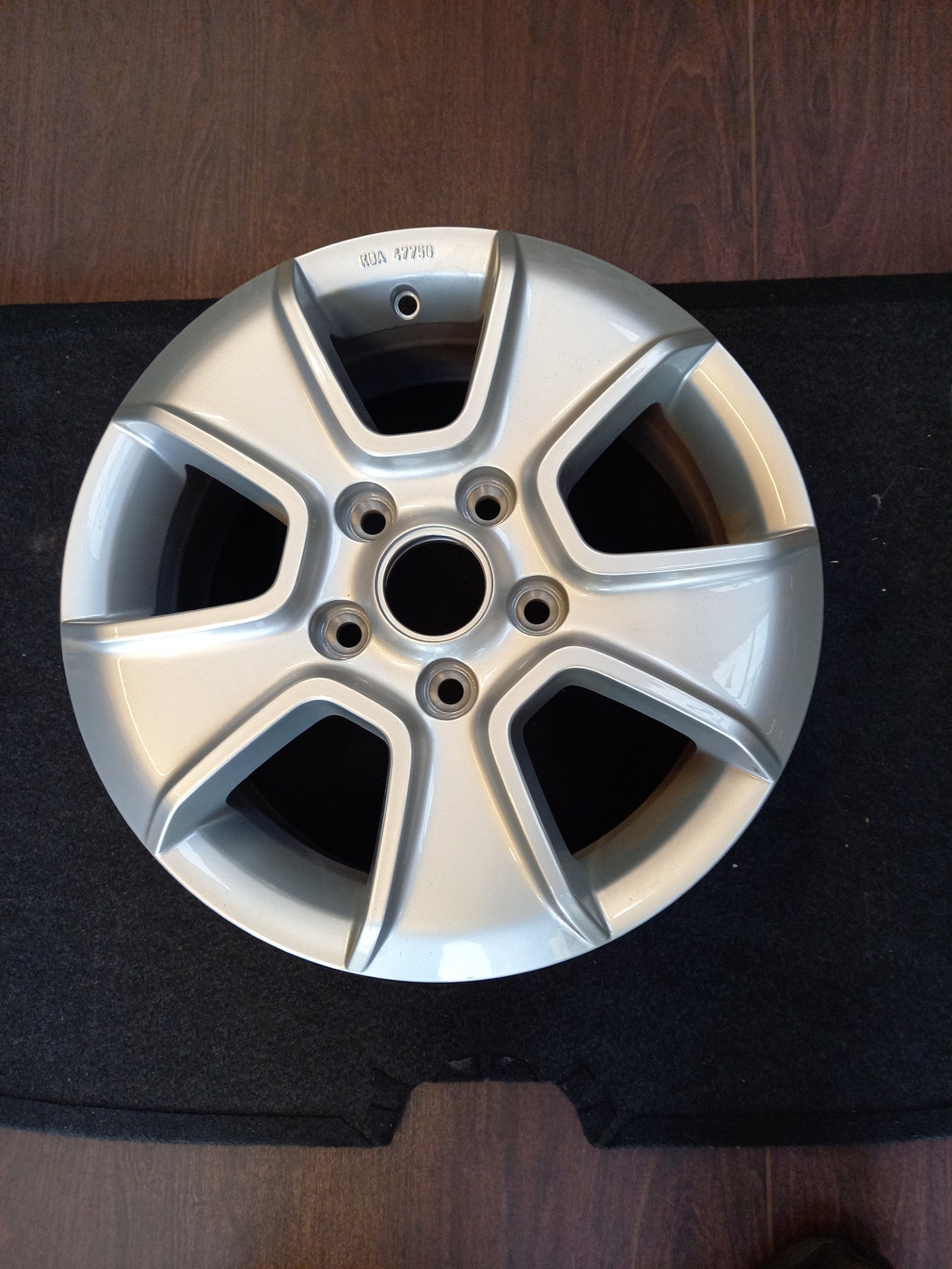 Volkswagen Amarok NEW Genuine OE 16" Ronal Alloy Wheel 2H0 071 496