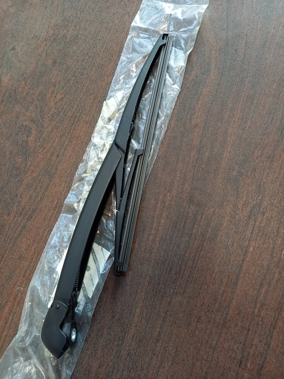 Fiat 500 + Abarth Rear Wiper Arm 51787577 NEW GENUINE OE