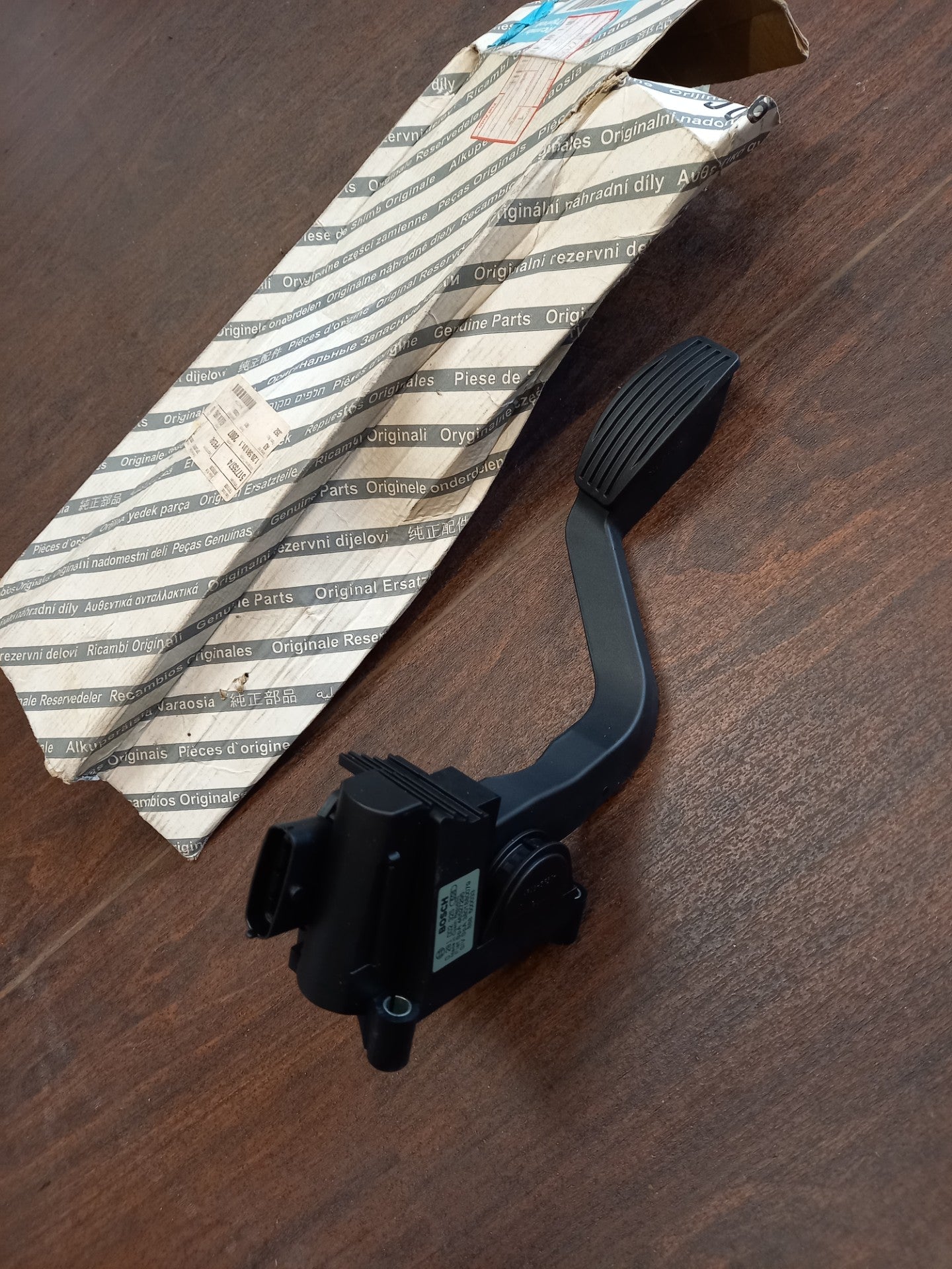 Fiat Punto 1.2 16v Accelerator Pedal 51775574 New Genuine OE