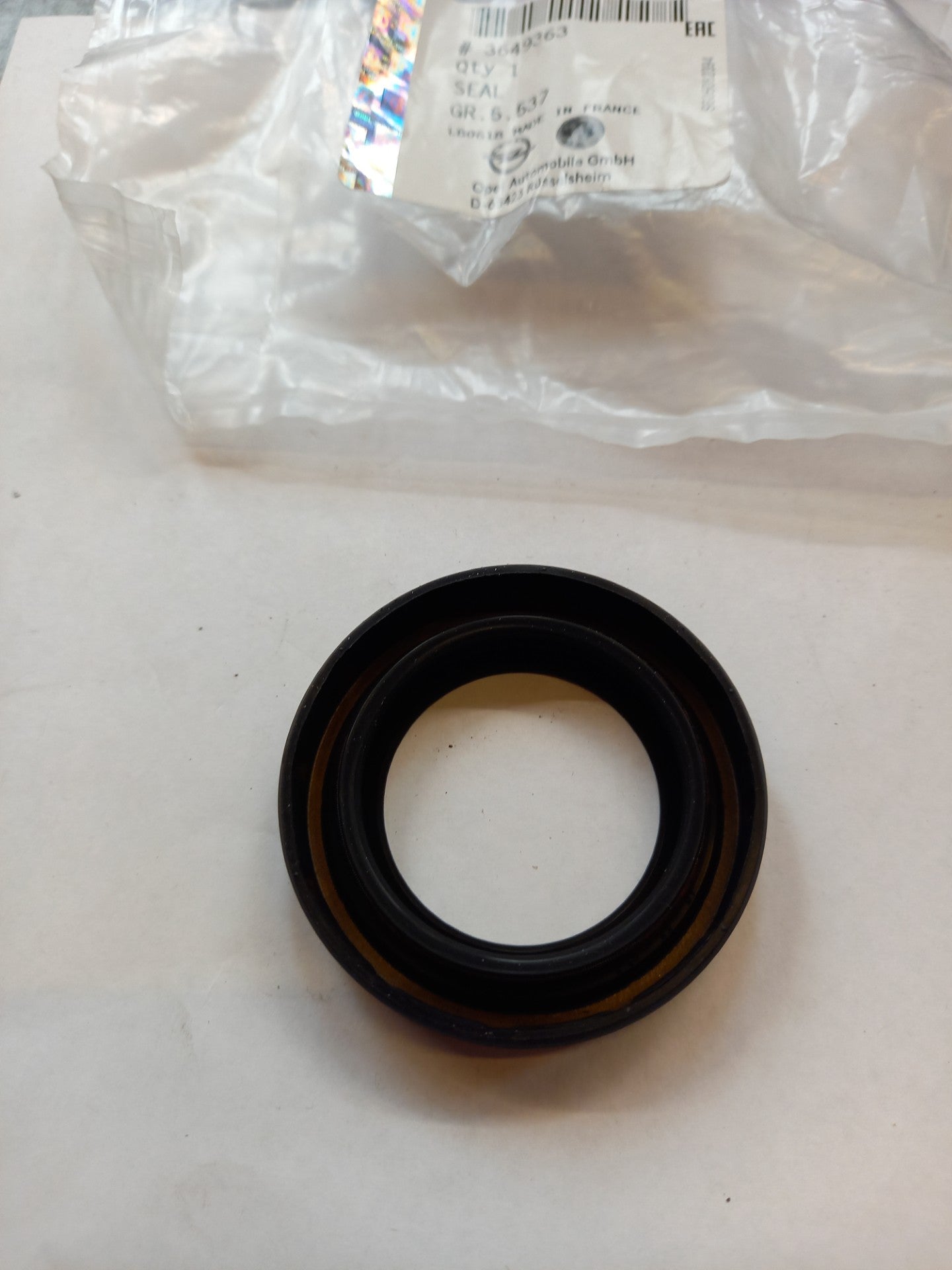 GM Vauxhall Models Shaft Seal 3649363 NEW GENUINE OE